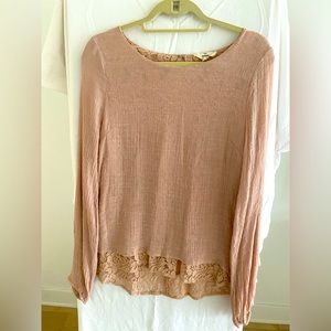 Entro rose linen and lace top. Size M